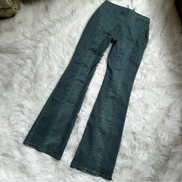 ⛅️[ Dolls Kill ] X Delia’s Hillside Sweetheart Flare Denim Jeans Lace-Up Waist - Picture 5 of 17